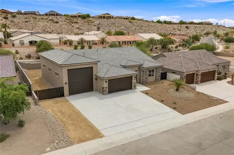 2868 Enclave Dr, Bullhead City, AZ 86429