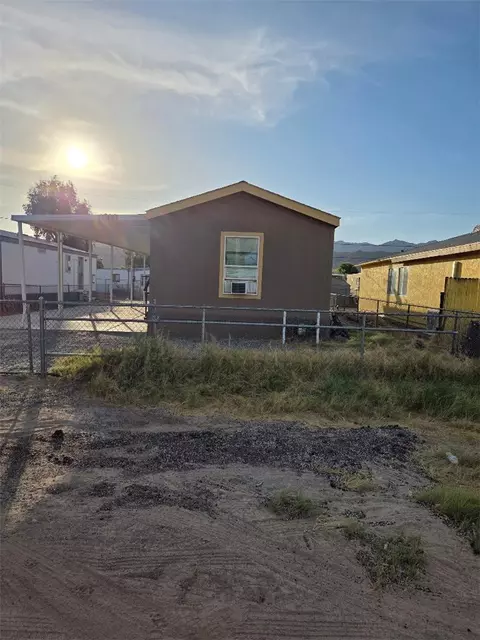 1811 Forest Dr, Bullhead City, AZ 86442