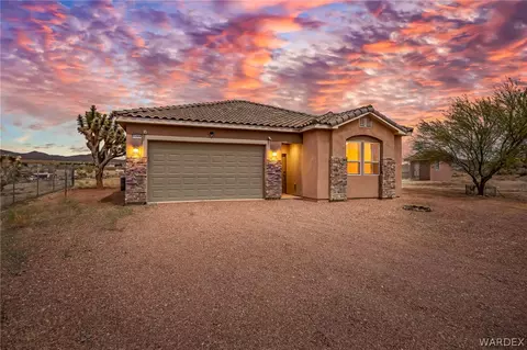 21288 N Mirimar Dr, White Hills, AZ 86445
