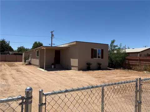 Exterior - 3804 E Shaeffer Ave, Kingman, AZ 86409 photo 14 of 15