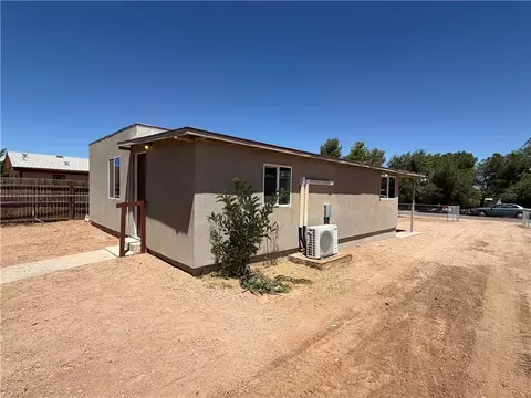 Exterior - 3804 E Shaeffer Ave, Kingman, AZ 86409 photo 8 of 15