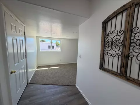 Entry Way - 3804 E Shaeffer Ave, Kingman, AZ 86409 photo 8 of 9
