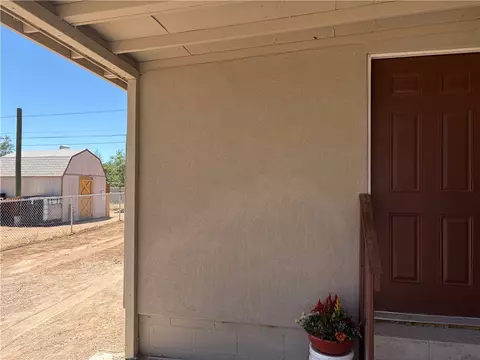 Exterior - 3804 E Shaeffer Ave, Kingman, AZ 86409 photo 13 of 15