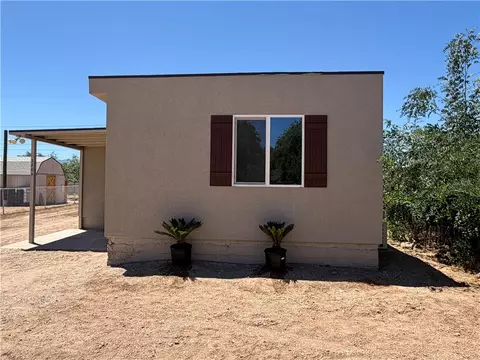 Exterior - 3804 E Shaeffer Ave, Kingman, AZ 86409 photo 12 of 15