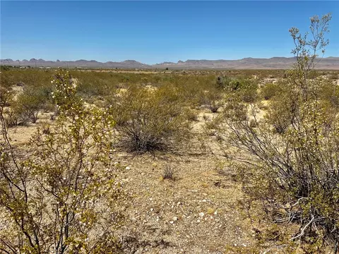 0 N Cove Rd #611, Golden Valley, AZ 86413