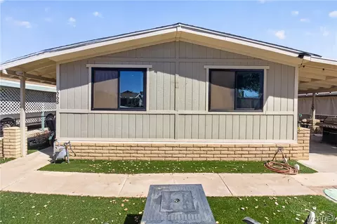 668 E Clearview Dr, Mohave Valley, AZ 86440