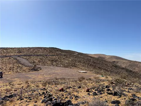 317-63 017 Mandalorian Way, White Hills, AZ 86445