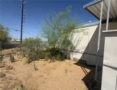 4289 Az-68 #17, Golden Valley, AZ 86413