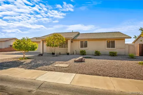5166 S Desert Sands Dr, Fort Mohave, AZ 86426