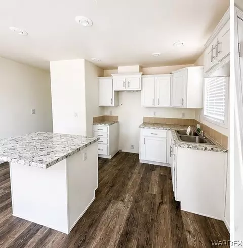 3267 E Devlin Ave, Kingman, AZ 86409 photo 8