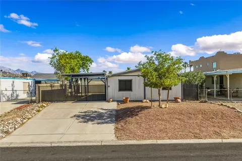 895 Terrace Dr, Bullhead City, AZ 86442