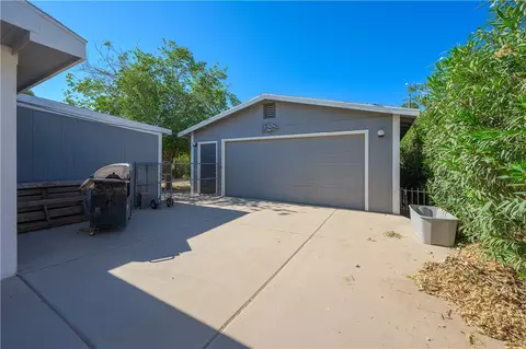 Exterior - 2016 E Hackamore Dr, Mohave Valley, AZ 86440 photo 4 of 14