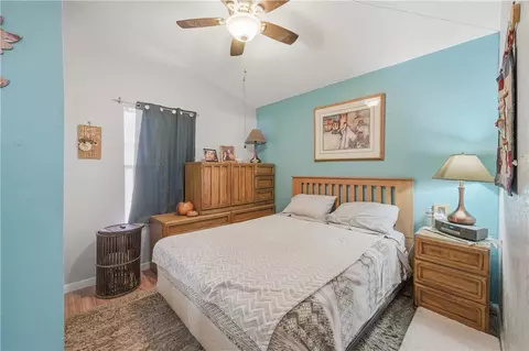 Bedroom - 2016 E Hackamore Dr, Mohave Valley, AZ 86440 photo 6 of 7