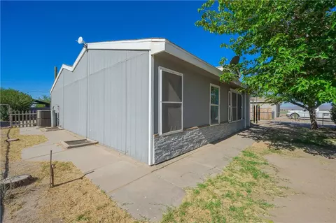 Exterior - 2016 E Hackamore Dr, Mohave Valley, AZ 86440 photo 6 of 14