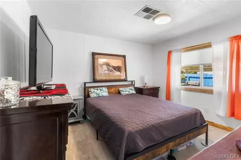 Bedroom - 2330 E Devlin Ave, Kingman, AZ 86409 photo 1 of 5