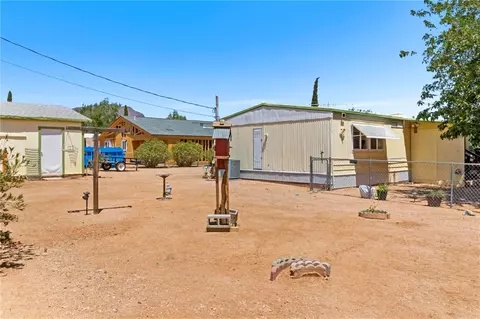 Exterior - 2330 E Devlin Ave, Kingman, AZ 86409 photo 7 of 12