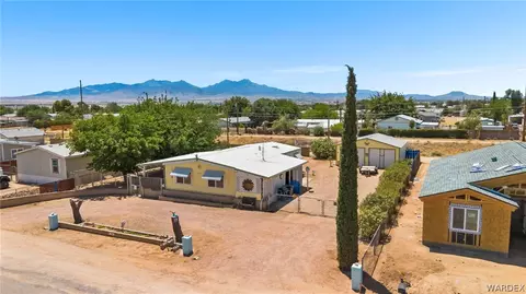 View/Area - 2330 E Devlin Ave, Kingman, AZ 86409 photo 3 of 10