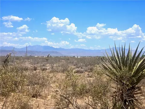 0000 N Elfrida Rd, Golden Valley, AZ 86413