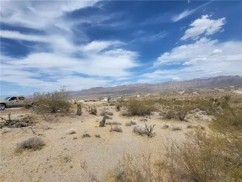 770 E Vulcan Dr, Meadview, AZ 86444 photo 3