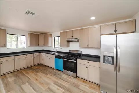 3670 E Devlin Ave, Kingman, AZ 86409 photo 7