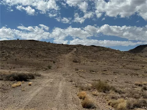 331-15 E 044d E Siskin Ln, Kingman, AZ 86409