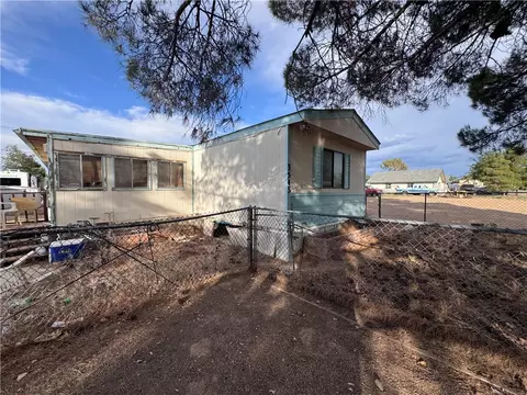 3543 E Robin Ln, Kingman, AZ 86409