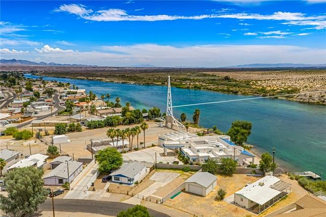 2392 Castle Rock Cir, Bullhead City, AZ 86442