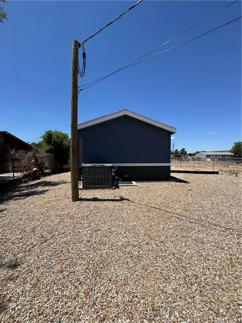 3595 E Lark Ln, Kingman, AZ 86409 photo 3