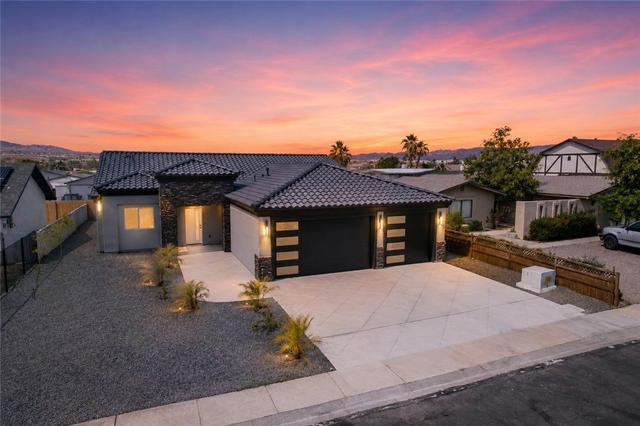 919 Brill Dr, Bullhead City, AZ 86442