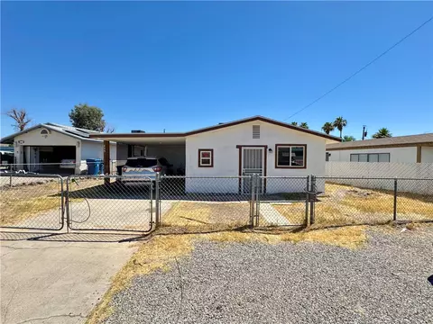 225 Tanglewood Ln, Bullhead City, AZ 86442