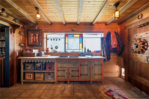 Kitchen - 125 E Park St, Kingman, AZ 86401 photo 1 of 4