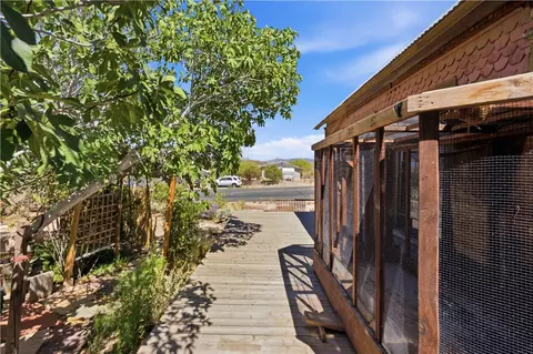 Exterior - 125 E Park St, Kingman, AZ 86401 photo 6 of 13