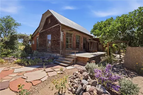 Exterior - 125 E Park St, Kingman, AZ 86401 photo 11 of 13