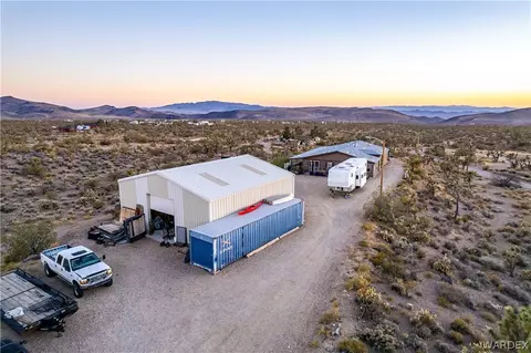 8356 W Cordelia, White Hills, AZ 86445