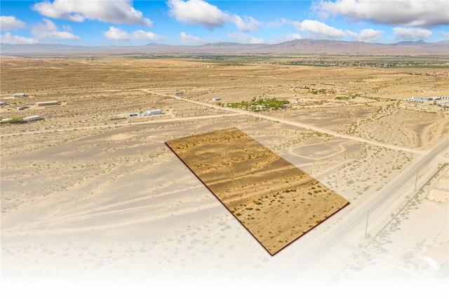 3398 Boundary Cone Rd, Mohave Valley, AZ 86440