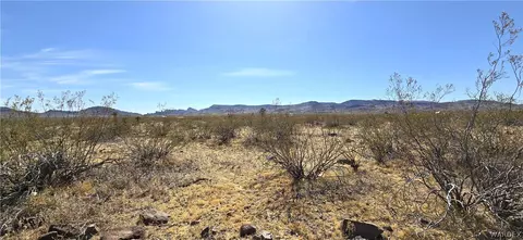 339-20 N 075 N Dilkon Rd, Golden Valley, AZ 86413