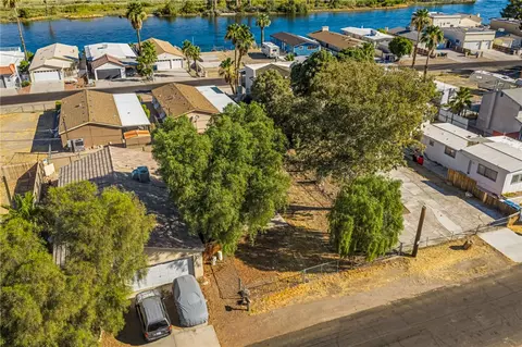 194 Tanglewood Ln, Bullhead City, AZ 86442