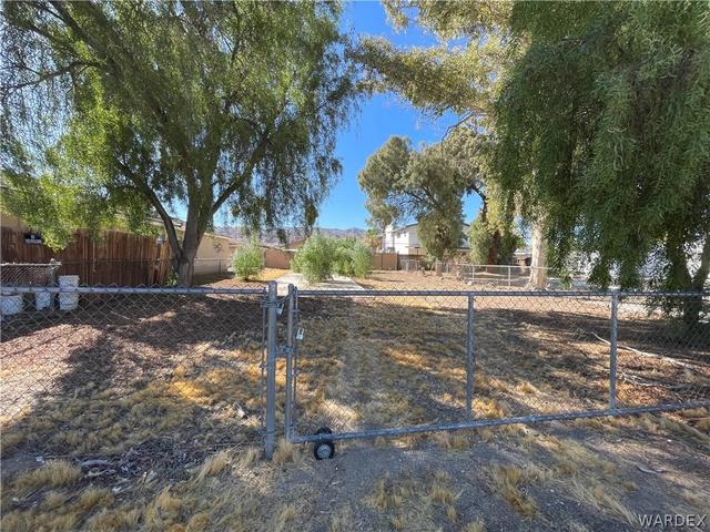 194 Tanglewood Ln, Bullhead City, AZ 86442