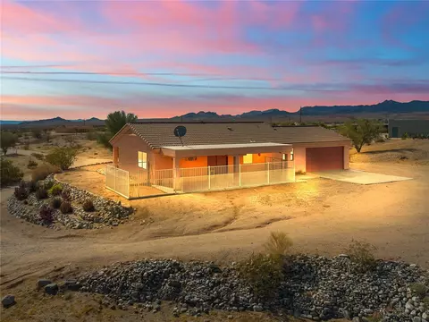 16876 S Lawton Rd, Yucca, AZ 86438