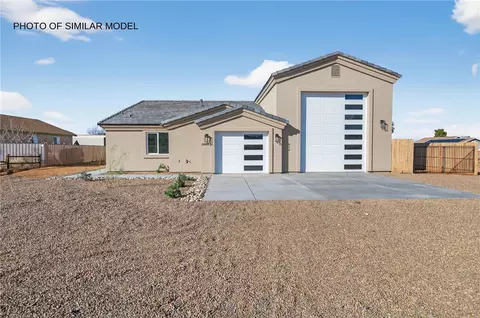 9501 N Broken Saddle Dr, Kingman, AZ 86401