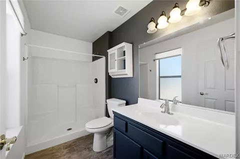 Bath - 7771 E Concho Dr, Kingman, AZ 86401 photo 2 of 2