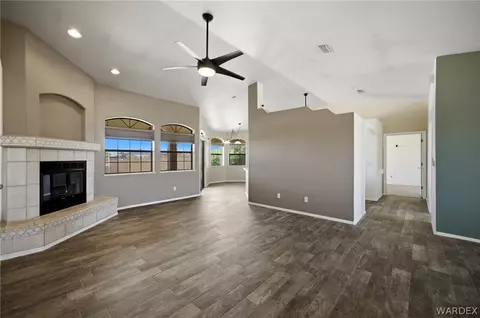 Living - 7771 E Concho Dr, Kingman, AZ 86401 photo 1 of 2