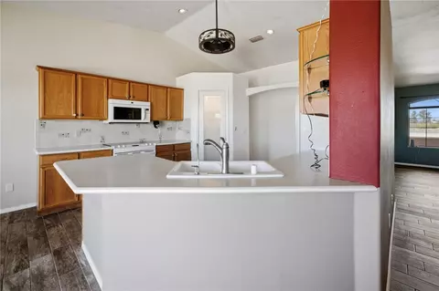 Kitchen - 7771 E Concho Dr, Kingman, AZ 86401 photo 2 of 4
