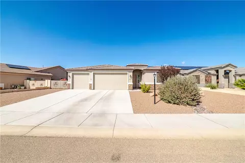 4818 E Lazy River Rd, Kingman, AZ 86401