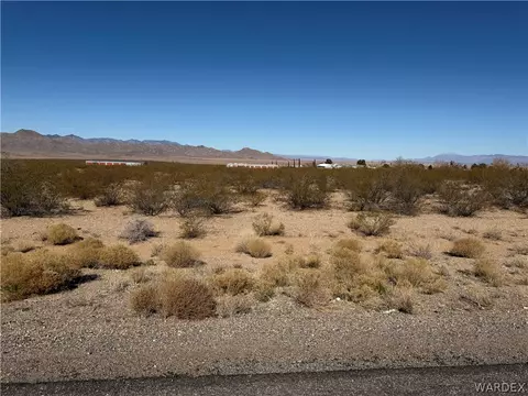 8811 N Ironwood Dr, Kingman, AZ 86401
