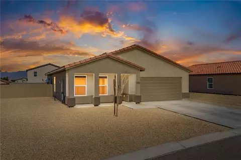 5545 S Deer Creek Ave, Fort Mohave, AZ 86426