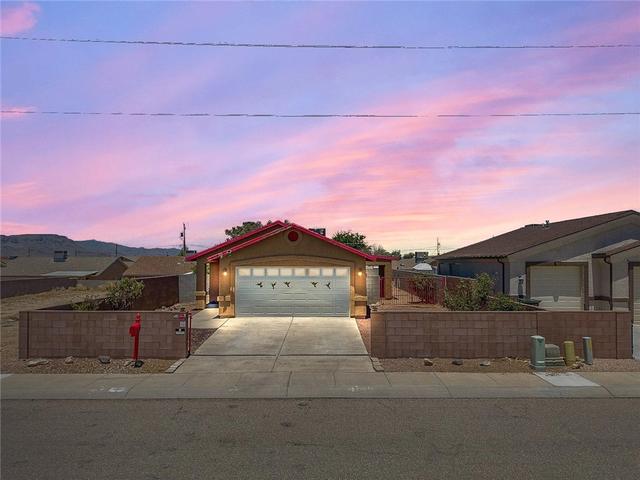 2831 Phoenix Ave, Kingman, AZ 86401