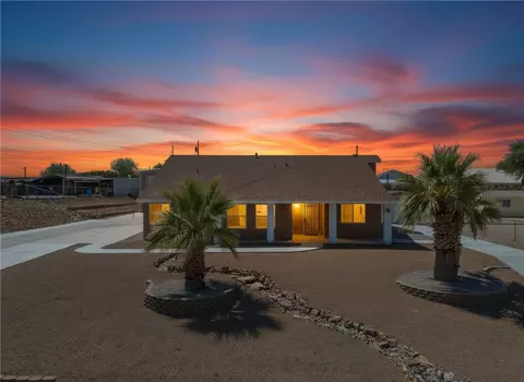 2271 E Flathead Rd, Fort Mohave, AZ 86426