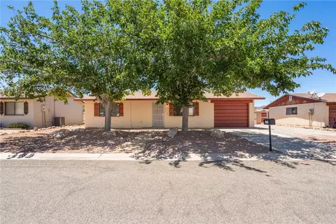 3611 N Pearl St, Kingman, AZ 86409