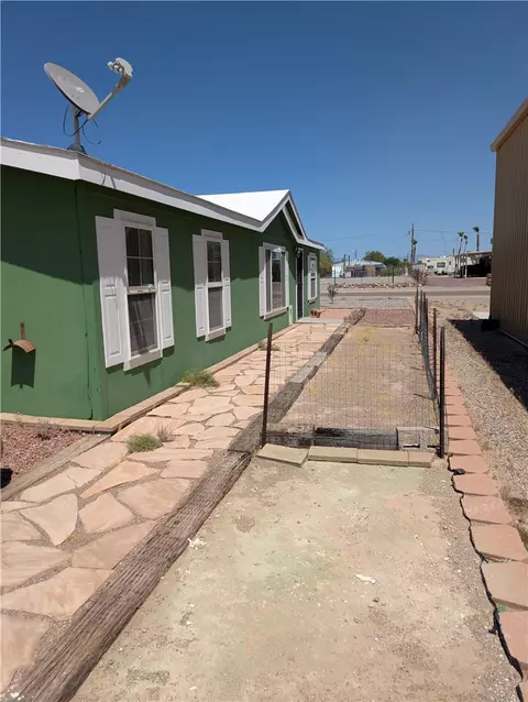 12779 S Concho Dr, Topock, AZ 86436 photo 18